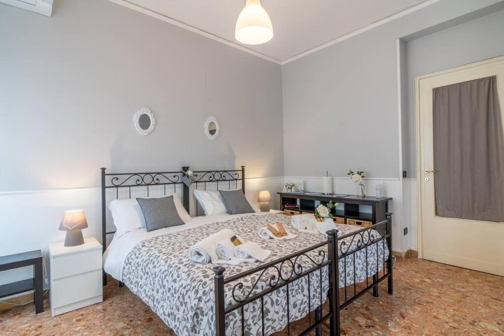Terrazze Italiane City Center - White Apartment Verona Exterior foto