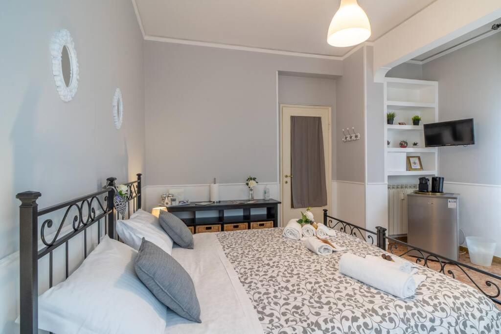 Terrazze Italiane City Center - White Apartment Verona Exterior foto